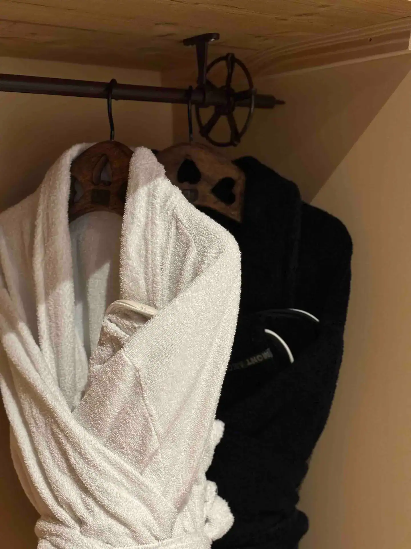 (n°5) Les Secrets De Gaëtane